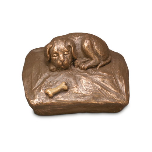 Slapende urn Geert Kunen UGK 218 - urn hond slapen - slapende hond urn - urn afscheid hond - lieve hond urn - dieren urnen honden - Dierencrematorium heerhugowaard